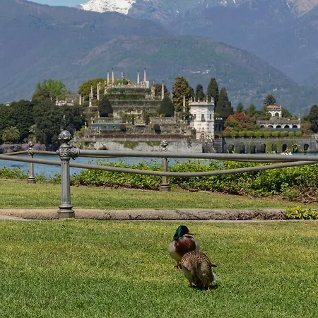 2 Bedroom Beautiful In * סטרסה