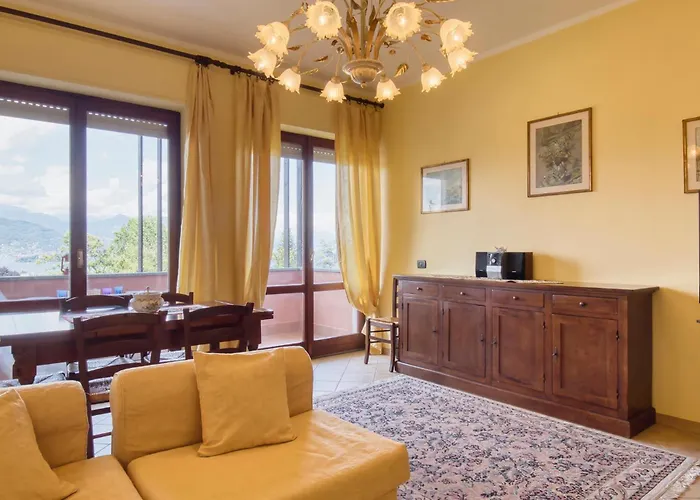 Appartement 2 Bedroom Beautiful In *