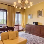 Appartement 2 Bedroom Beautiful In *